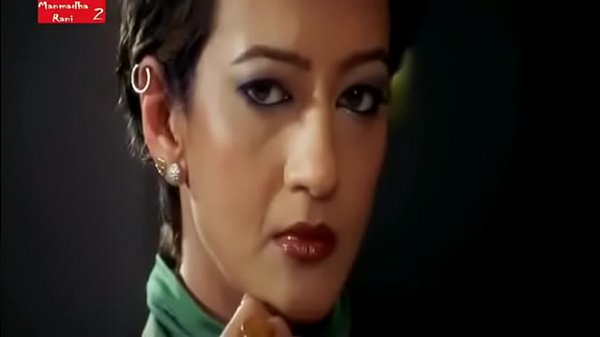 Gadis India Yang Menggoda Dengan Lekuk Tubuh Sensual Dan Aura Mistisnya