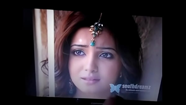 Gadis Bollywood Yang Menggoda Dengan Lekuk Tubuh Mempesona