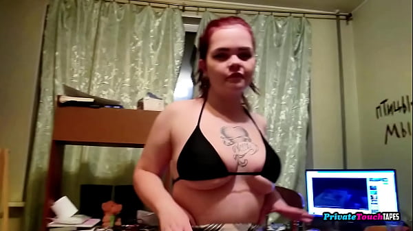 Gadis Rusia Montok Bergairah Dihardik Penuh Nafsu