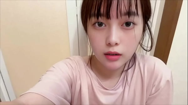 Masturbasi Dengan Aroma Vagina Basah Setelah Gym, Gadis Mahasiswi Dengan Rambut Kemaluan Yang Lebat.