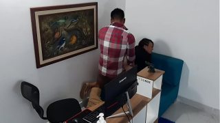 Mengebiri Adik Tiriku Dari Belakang Dengan Gaya Anjing