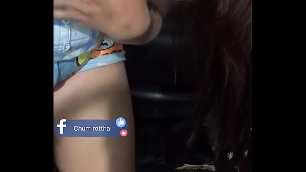 Ratha, Si Hot Khmer Yang Bikin Bigo Live Goyang