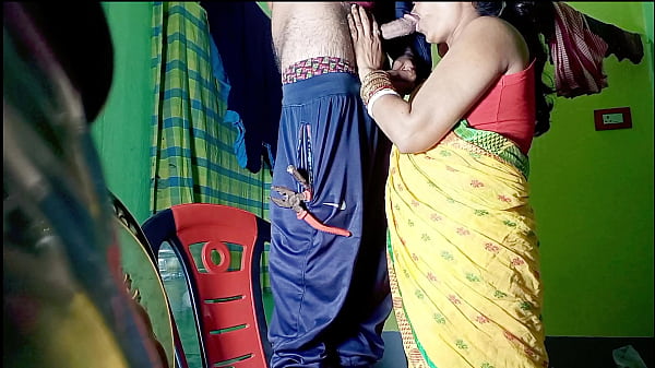 Bhabhi India Mesum Basah Dientot Tukang Listrik Dengan Audio Hindi Jernih | Pasangan Panas