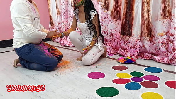 Pesta Holi Yang Panas: Priya Dan Kakak Tirinya Berbagi Kenikmatan Tak Terlupakan