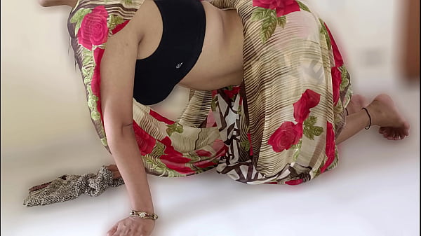 गर्म भारतीय नौकरानी मालिक के बेटे के बड़े काले लंड से Xxx चुदाई हिंदी ऑडियो में