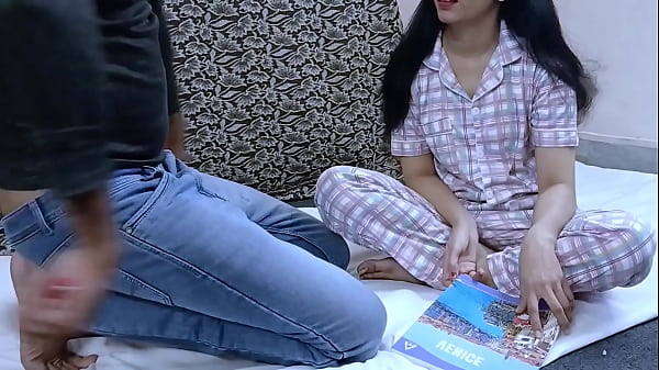 Maa Beti Ko Nanga Karke Choda Ghar Parivar Sex
