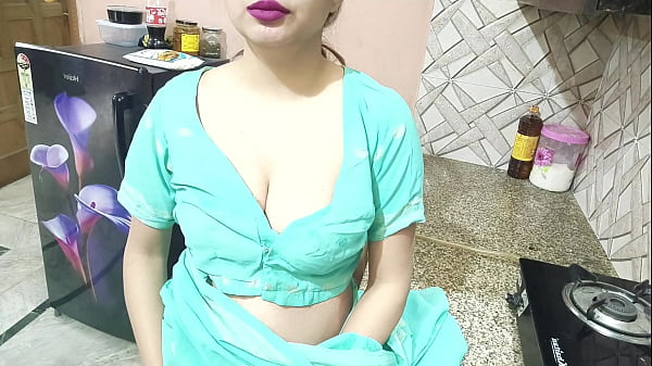 गांव के उस मजबूत जिस्म वाले लड़के ने रसोईघर में लड़की को ले जाकर जमकर चोदा, हिंदी में साफ आवाज़ में