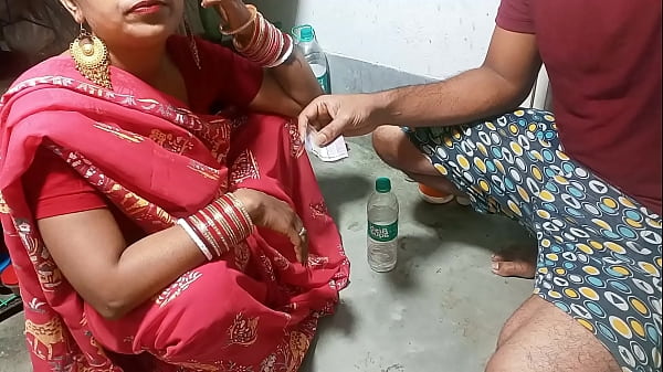 भाभी को किचन के चूल्हे पर पटककर जबरदस्त रफ़ चोदाई की, गरम तेल से उनकी चूत में लंड घुसाकर चिल्लाते हुए छोड़ा