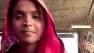 Video Gadis Desa India Masturbasi Pakai Terong