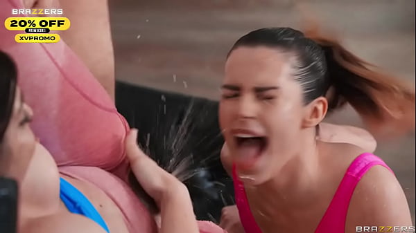Klub Muncrat Brazzers: Keira Croft & Chanel Camryn Basahi Ranjang, Masukkan Kode Xvpromo Untuk Ledakan Ekstra