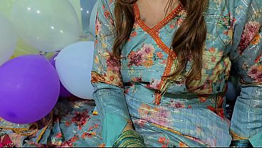 Desi Bari Behan Ki Garam Phudi Ko Chod Kar Moaning Tak Pahucha Diya