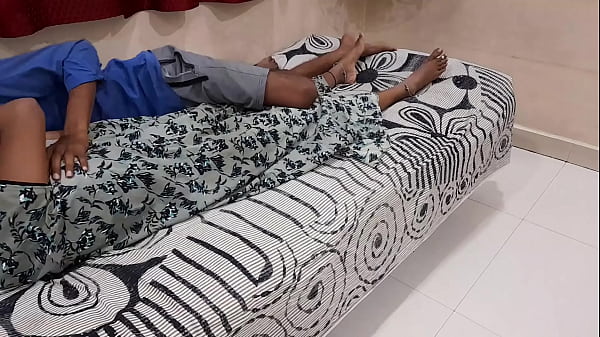 Istri Seksi India Dihardiki Suami Hindu Kurusnya – Film Panas Hindi Lengkap