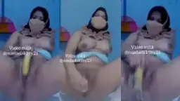 Maela Berjilbab Muncrat – Maelaelakitty23