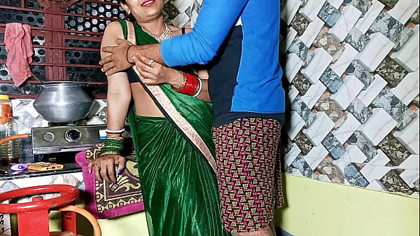 Bhabhi Lagi Kitchen Mein Kaam Kar Rahi Thi, Tabhi Ghar Mein Koi Nahi Tha To Usko Kamaal Ka Choda, Asli Hindi Awaaz Mein Suno.