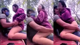 Bikin Video Ngentot Di Taman Umum Biar Makin Basah.