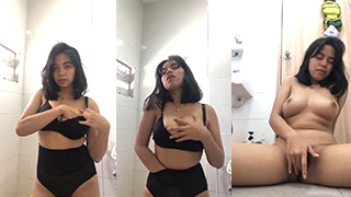 Mahasiswi Seksi Toket Gede Colmek Sampe Basah