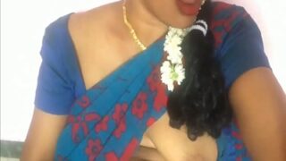 Video Panas Bini Tetangga Montok Mainin Memek Sambil Ngeloyor