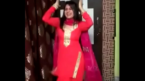 Desi Cewek Lagi Latihan Mujra, Bikin Gregetan Banget