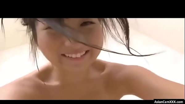 Bokep Pembantu Abg Montok Mandi Basah Kuyup Bikin Makin Tegang.