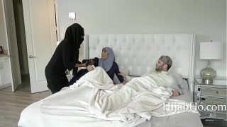 Violet Myers, Si Hijab Abg, Ewean Bikin Perut Muncrat