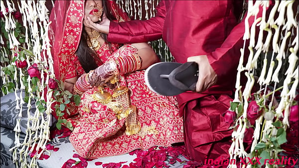 Honeymoon Di Malam Pertama Pernikahan India Yang Bikin Makin Panas Dan Basah