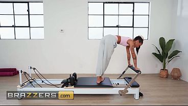 Brazzers – Ryan Reid Ngentot Sampai Tembem Sama Victor Ray Pas Fitness, Mending Lo Nonton Daripada Gym
