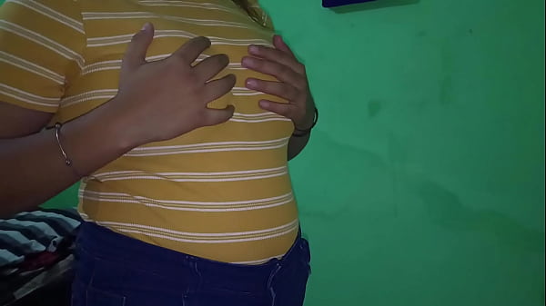 Gadis Desi India Colokin Getaran Di Dalam Pantat Besarnya Yang Menggairahkan