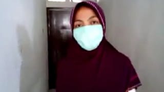Jilboobs Pake Masker, Col* Sambil Bayangin.