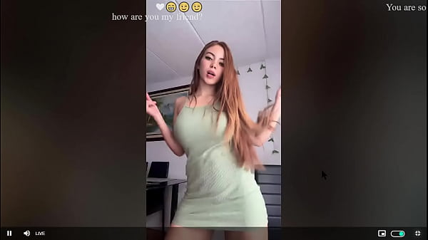 Nikmatin Bareng Bigo Live 02, Bikin Makin Basah.