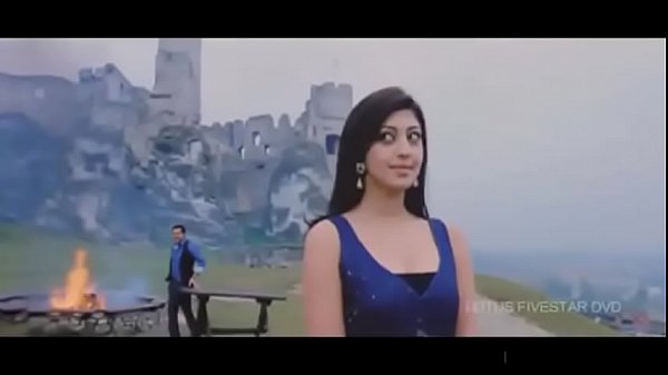 Gue Lagi Pengen Banget Main-main Sama Lo, Nggak Ada Yang Bisa Nahan Nafsu Ini.