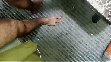 Ngentot Bertiga Arab, Kontol Besar Dijilat, Cewek Irak Dibuka Lubangnya, Dua Jantan Arab Gantian Merobek Pantat.